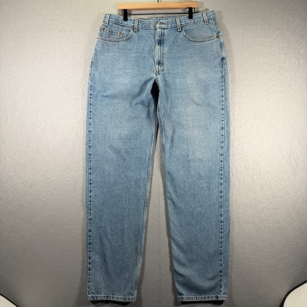 Vintage Levis 550 Relaxed Fit Jeans Mens W40 L36 Light Wash Denim Blue